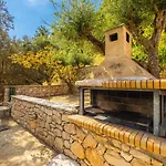 וילה Doreta *