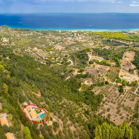 Doreta Villa *